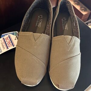 Skechers BOBS Woman’s Slip-On Loafers - Camo Green